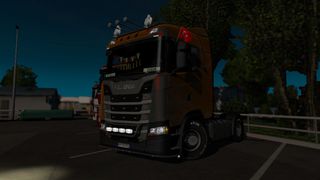 Image by blackwhite85