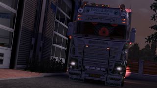 Image by V8RUBBERDUCKV8