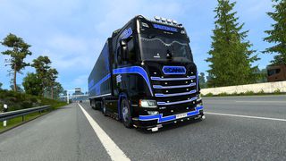 Image by Doppelhopper