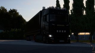 Image by DovisoinAction