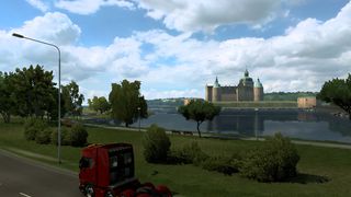 Image by Jollaholisti