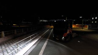 Image by yakisobapan