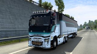 Image by urbanique75