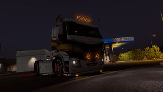 Image by SHURTIFO