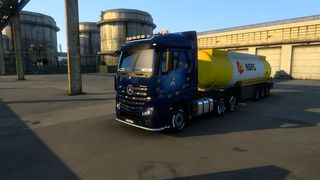 Image by malialen5885