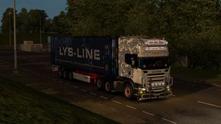 Image by robbevandenberg