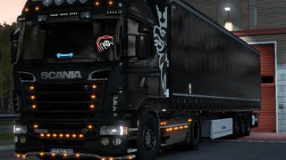 Image by bugaras