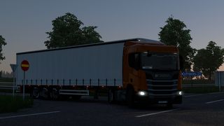 Image by danilvrntssv