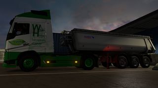 Image by danbyization