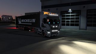 Image by OkeDint593
