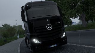 Image by TonyChoom77