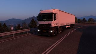 Image by giannhsseit