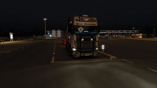 Image by andredelaender