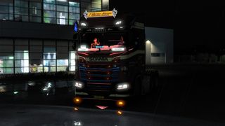 Image by PetersenDenmark