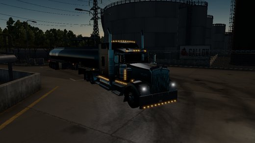 Kenworth W900