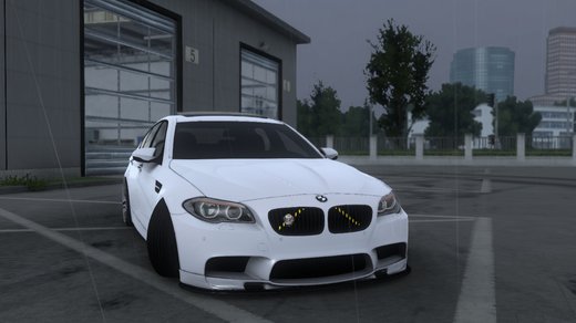 BMW M5 F10