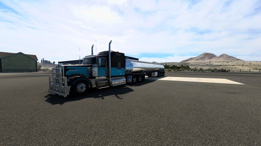 Kenworth W900