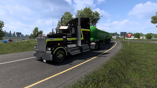 Kenworth W900