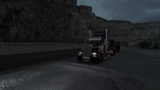 Kenworth W900