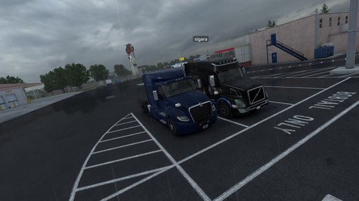 International LT