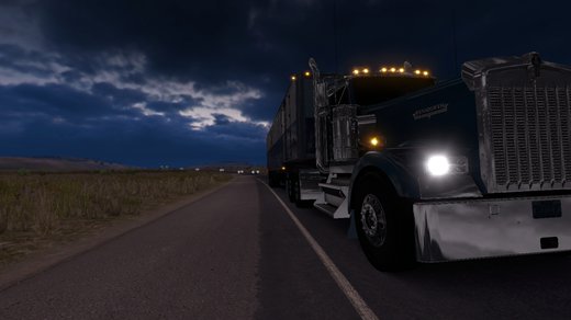 Kenworth W900