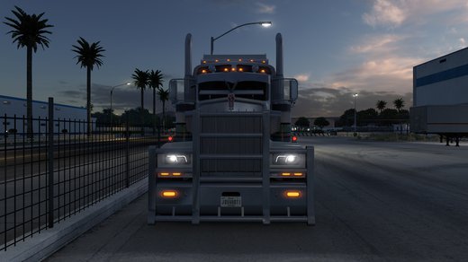 Kenworth W900