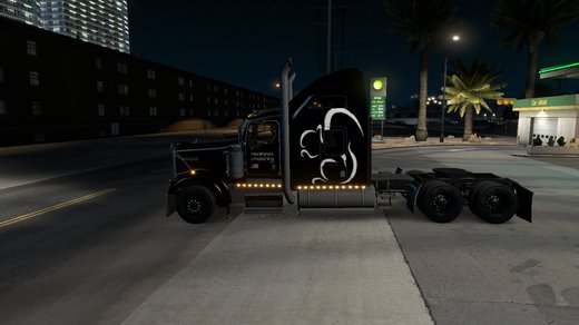 Kenworth W900