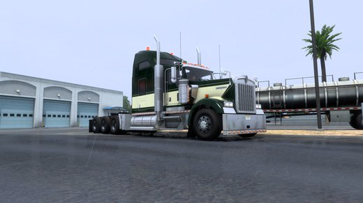 Kenworth W900