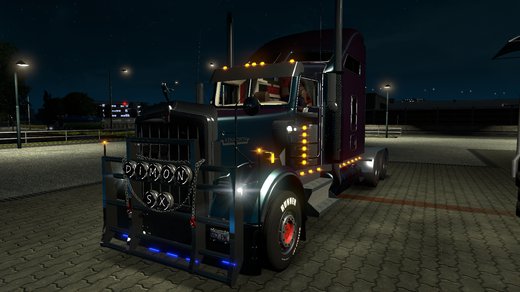 Kenworth W900