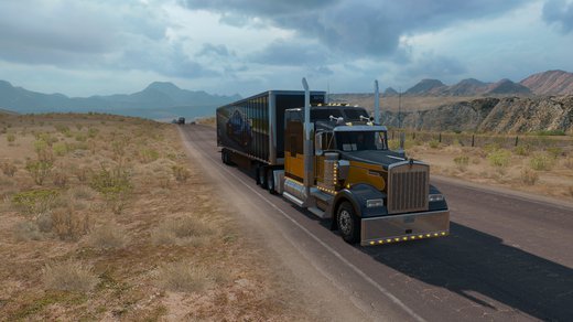 Kenworth W900