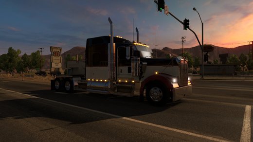 Kenworth W900