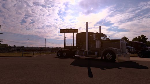Kenworth W900