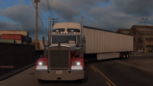 Kenworth W900