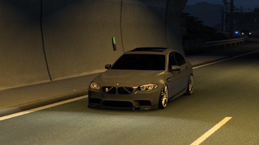 BMW M5 F10