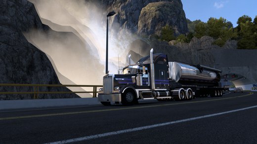 Kenworth W900