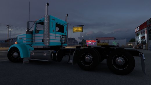 Kenworth W900