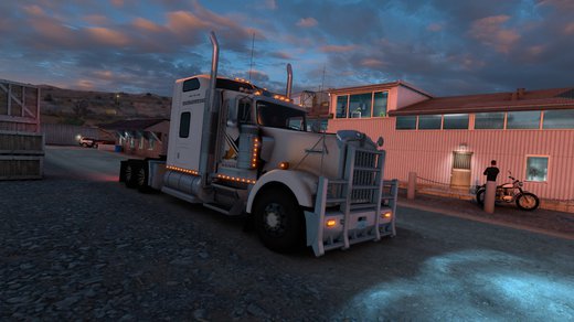 Kenworth W900