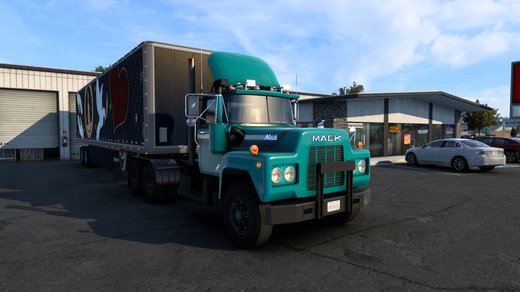 Mack R