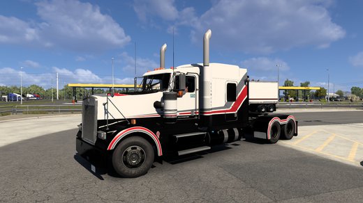 Kenworth W900