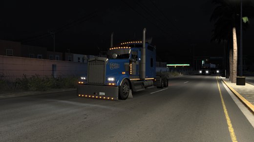 Kenworth W900