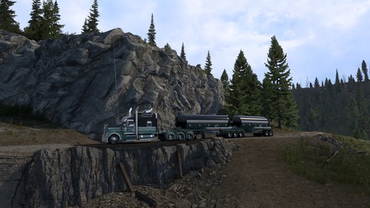 Kenworth W900