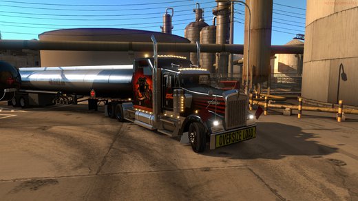 Kenworth W900