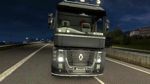 Renault Magnum