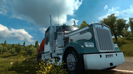 Kenworth W900