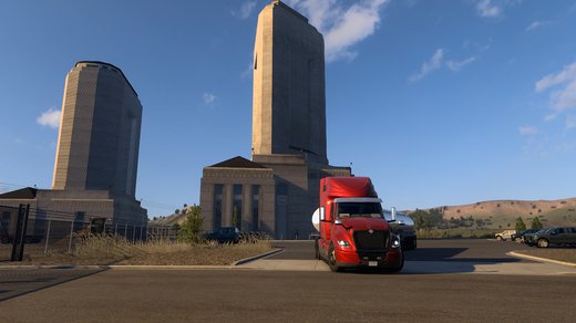 International LT