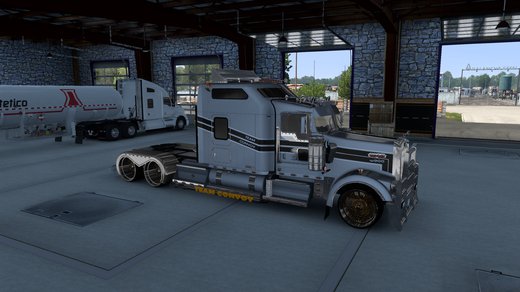 Kenworth W900