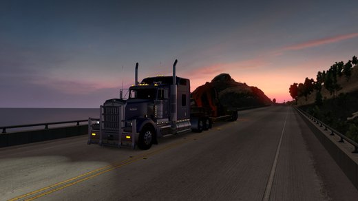 Kenworth W900