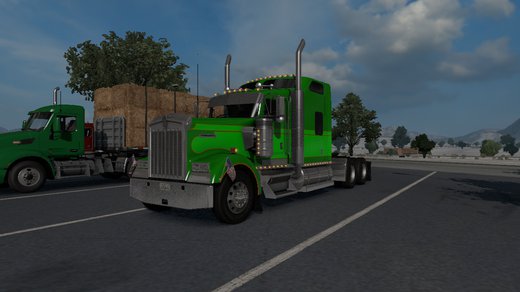 Kenworth W900