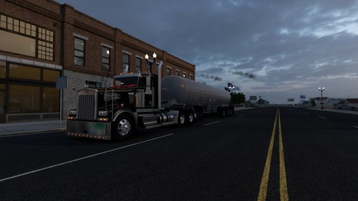 Kenworth W900