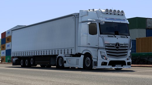 Mercedes-Benz series_mercedes_actros_2023